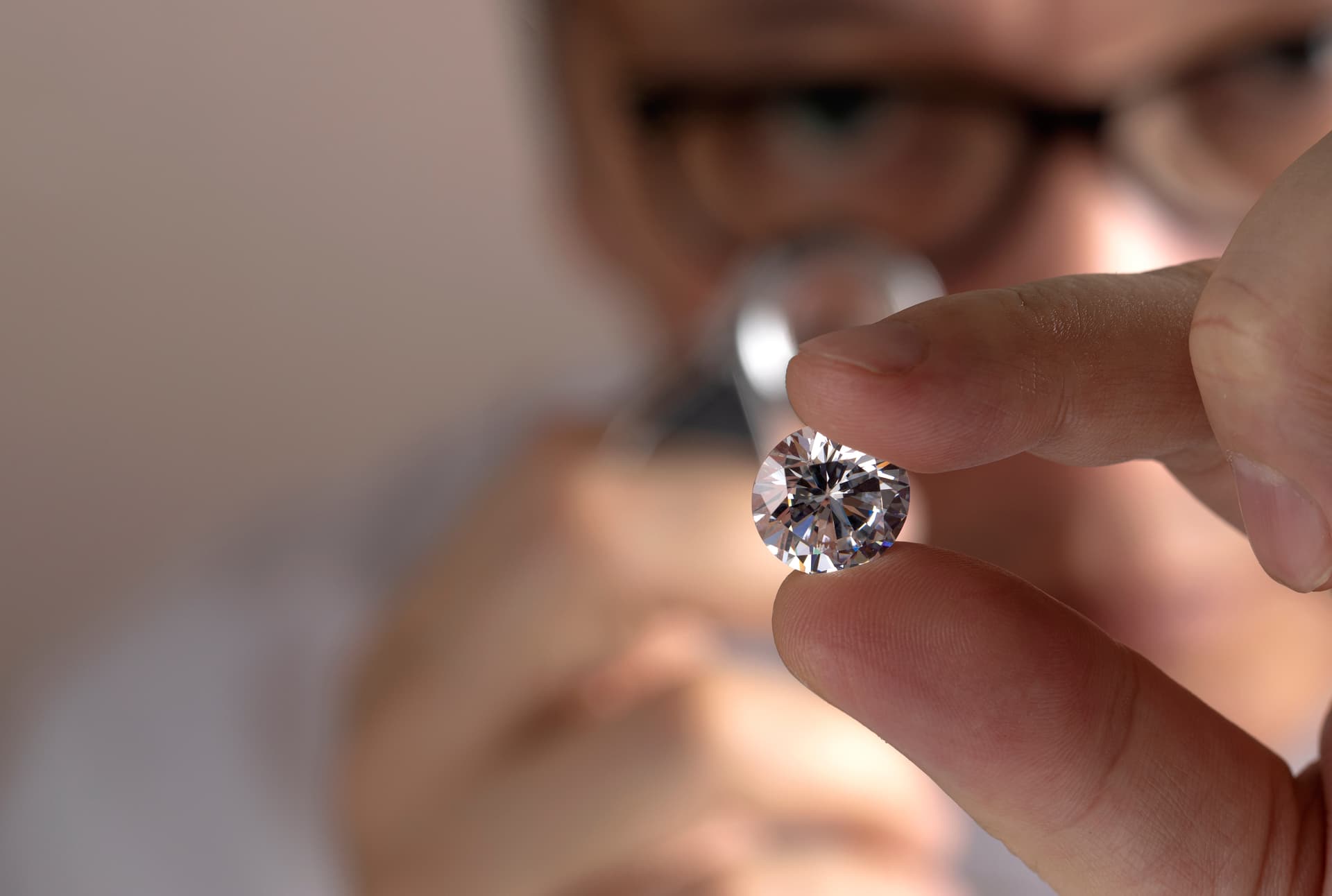 FAQ diamantaire à Paris 17e